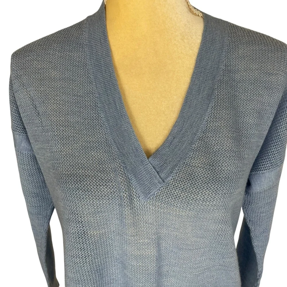 J.Crew Blue V-Neck Long Sleeve 100%‎ Merino Wool Sweater Small